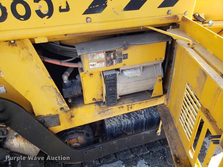 image for item DD3943 2014 Weiler P385A paver