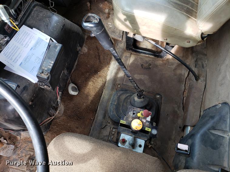 image for item DD3962 1991 International 8300 dump truck