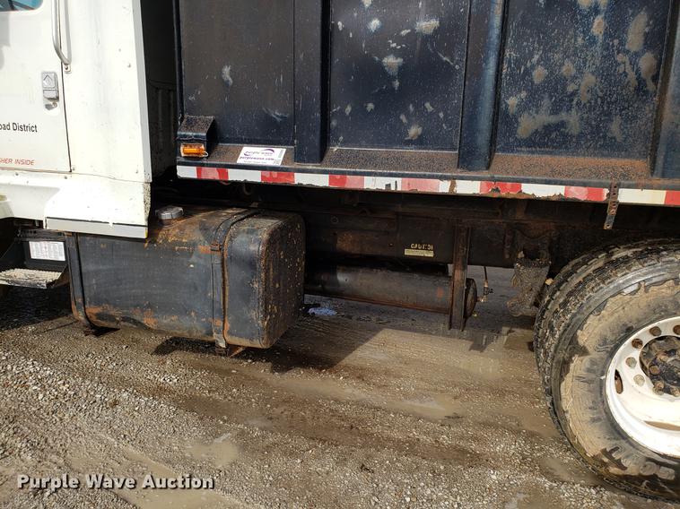 image for item DD3962 1991 International 8300 dump truck