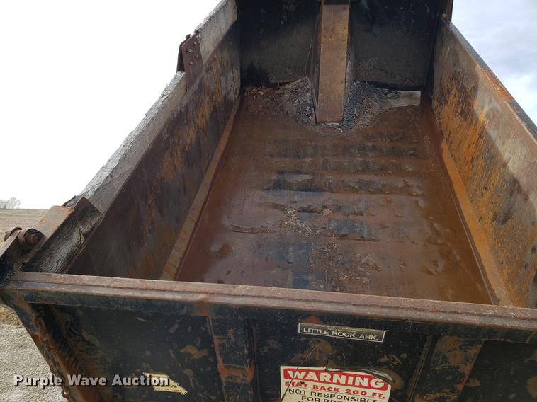 image for item DD3962 1991 International 8300 dump truck