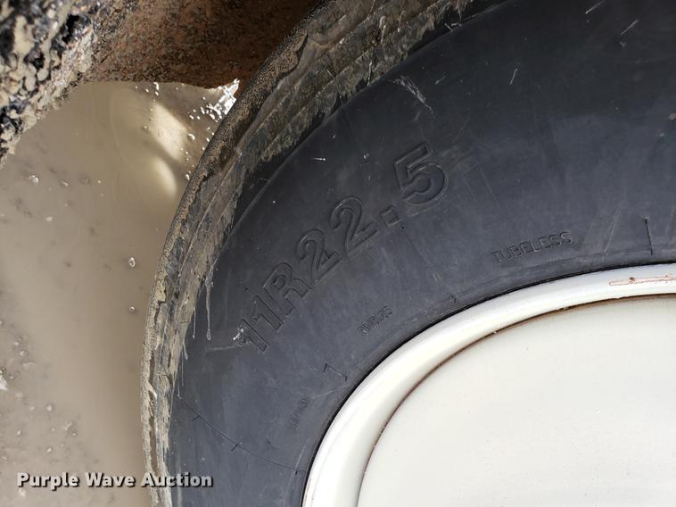 image for item DD3962 1991 International 8300 dump truck