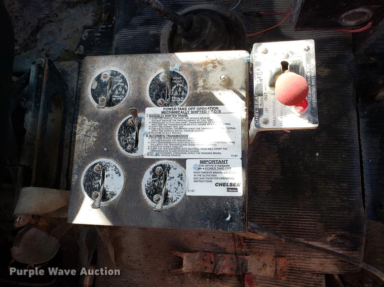 image for item DD3964 1988 Freightliner FLC tank truck