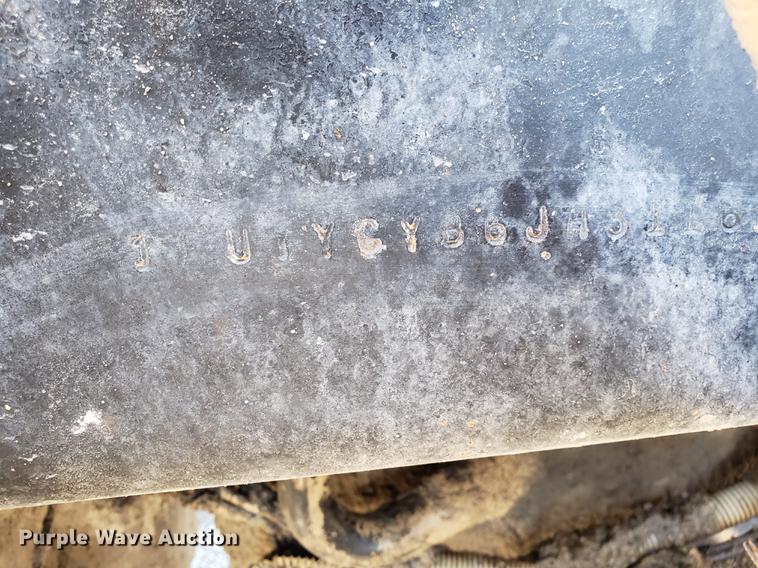 image for item DD3964 1988 Freightliner FLC tank truck