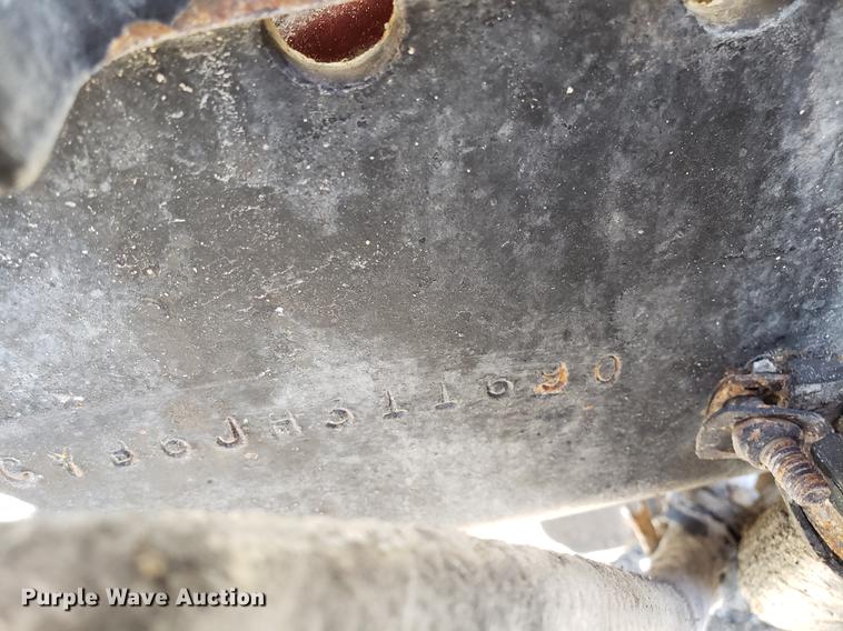 image for item DD3964 1988 Freightliner FLC tank truck