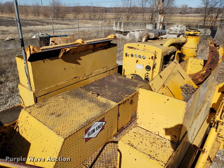 image for item DD3967 Blaw Knox RW195 road widener