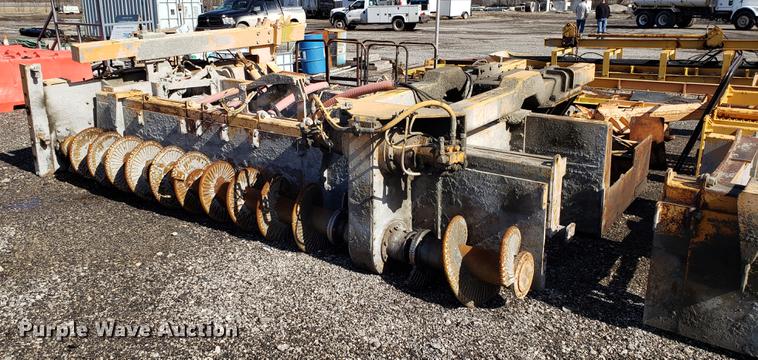 image for item DD3968 CMI SF-3004 PCC slipform paver