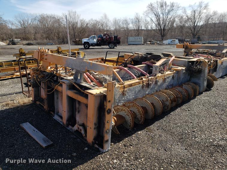 image for item DD3968 CMI SF-3004 PCC slipform paver