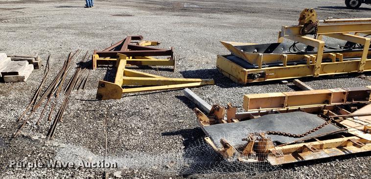 image for item DD3968 CMI SF-3004 PCC slipform paver