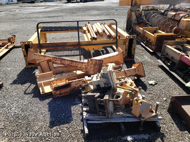 image for item DD3968 CMI SF-3004 PCC slipform paver