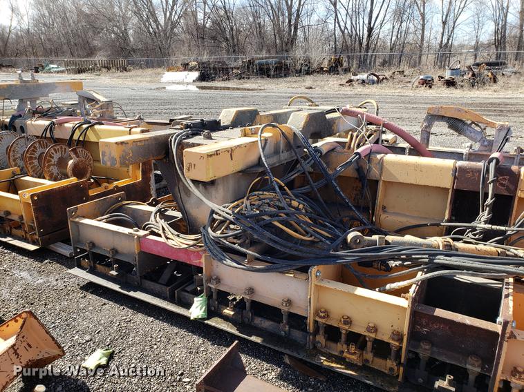 image for item DD3968 CMI SF-3004 PCC slipform paver