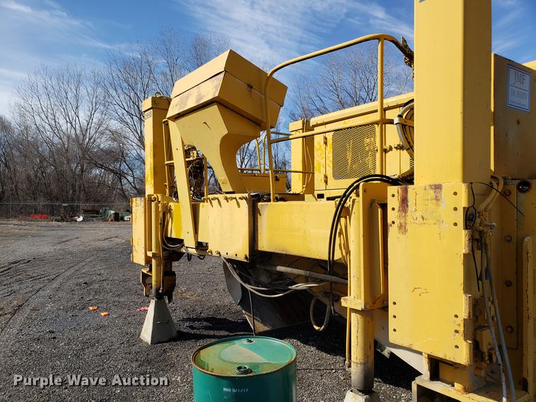 image for item DD3971 Rex Town & Country slipform paver