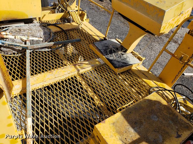 image for item DD3971 Rex Town & Country slipform paver