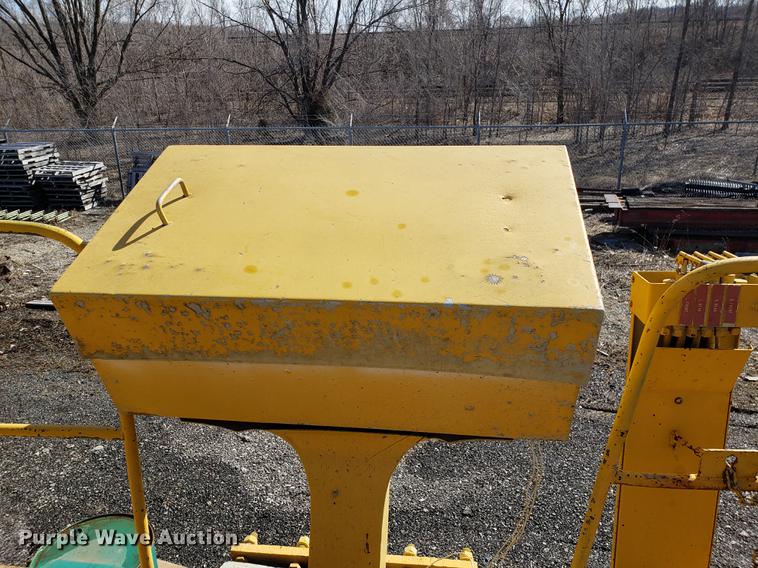 image for item DD3971 Rex Town & Country slipform paver