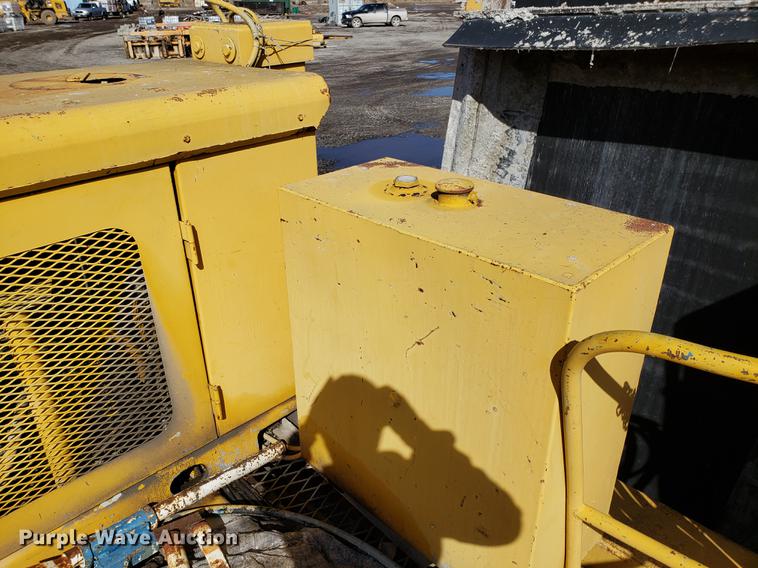 image for item DD3971 Rex Town & Country slipform paver