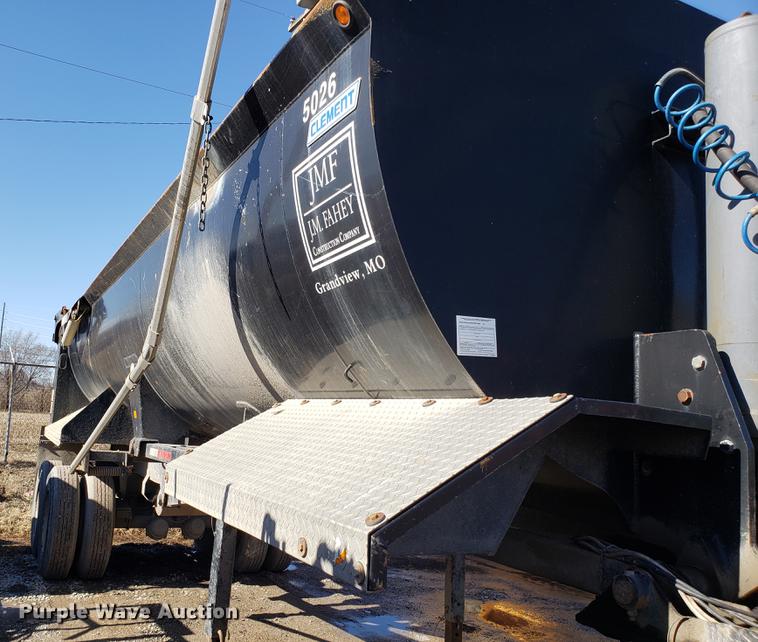 image for item DD3973 2009 Clement RKH52625 end dump trailer