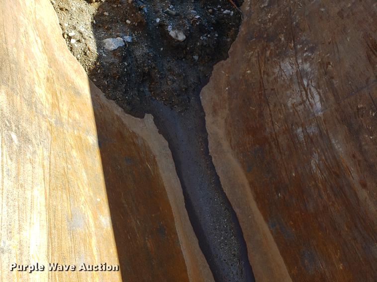 image for item DD3973 2009 Clement RKH52625 end dump trailer