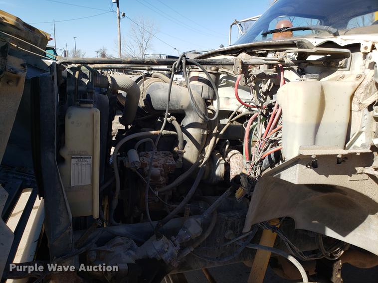 image for item DD3975 1987 Ford F800 crane truck