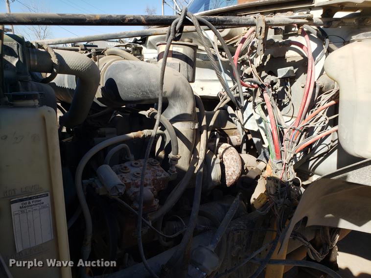 image for item DD3975 1987 Ford F800 crane truck