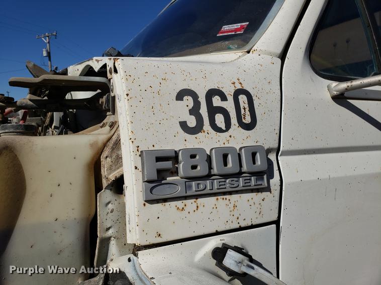 image for item DD3975 1987 Ford F800 crane truck
