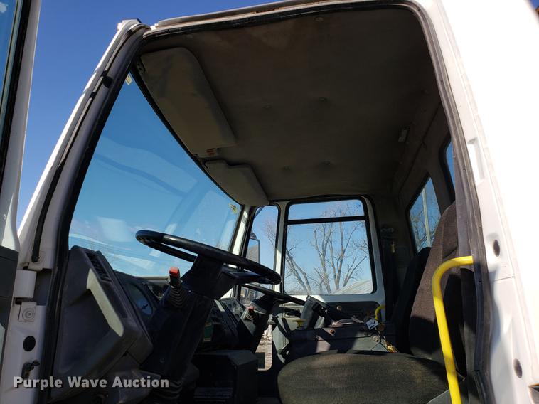 image for item DD3977 2003 Sterling SC8000 street sweeper truck