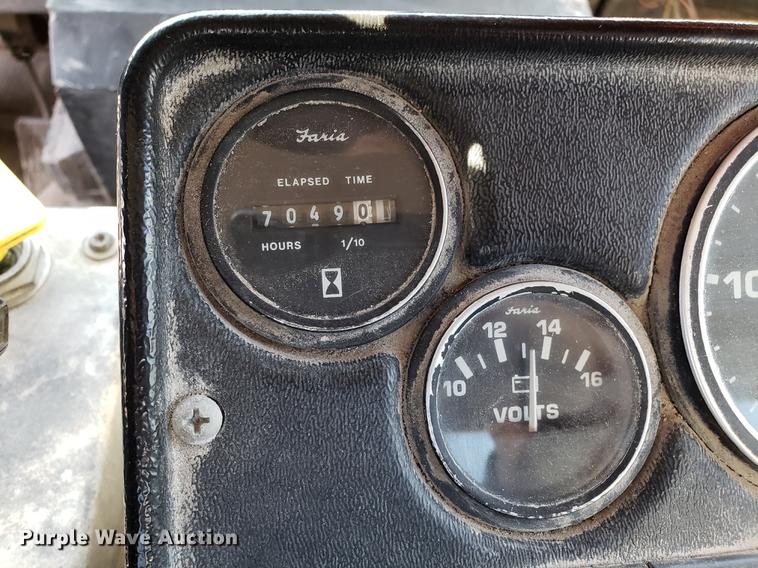 image for item DD3977 2003 Sterling SC8000 street sweeper truck