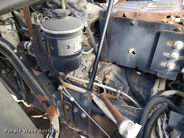 image for item DD3977 2003 Sterling SC8000 street sweeper truck