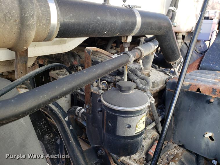 image for item DD3977 2003 Sterling SC8000 street sweeper truck