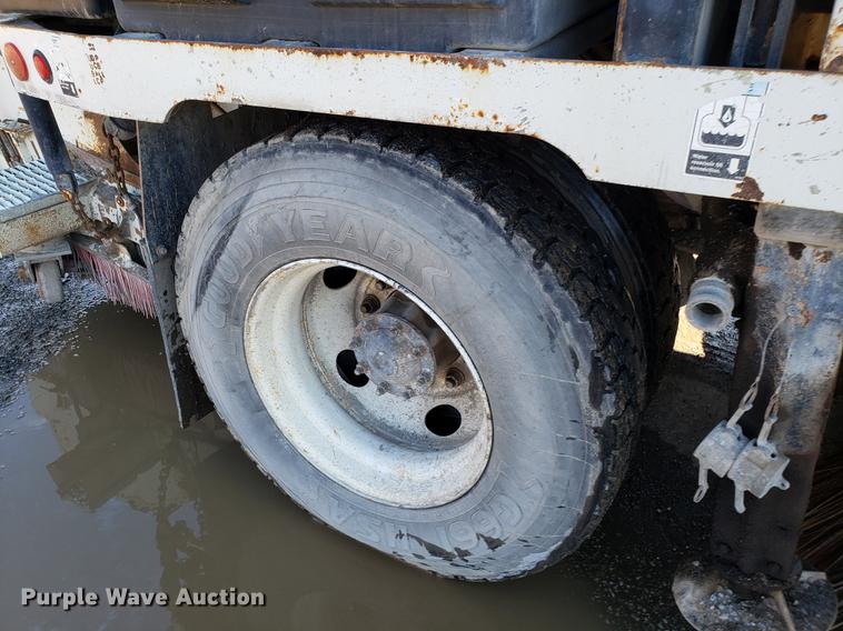 image for item DD3977 2003 Sterling SC8000 street sweeper truck