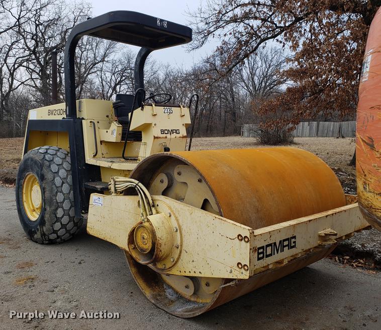 image for item DD3985 1996 Bomag BW213DH-2A single drum vibratory roller