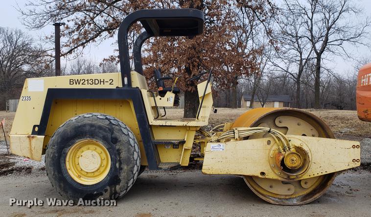 image for item DD3985 1996 Bomag BW213DH-2A single drum vibratory roller