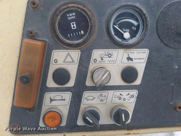 image for item DD3985 1996 Bomag BW213DH-2A single drum vibratory roller