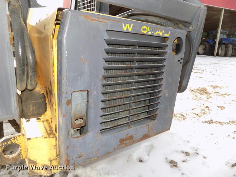 image for item DE7594 2001 New Holland LS180 skid steer