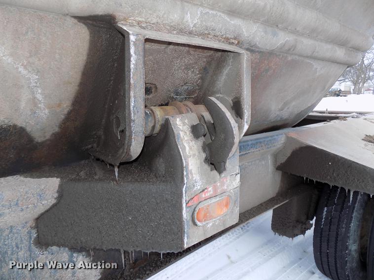 image for item DE7609 1999 Sidumpr SDR204 side dump trailer