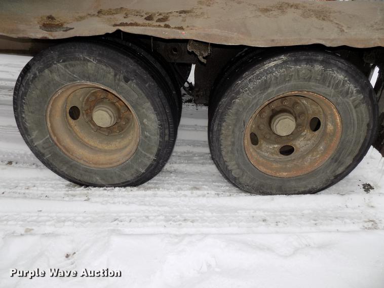 image for item DE7609 1999 Sidumpr SDR204 side dump trailer