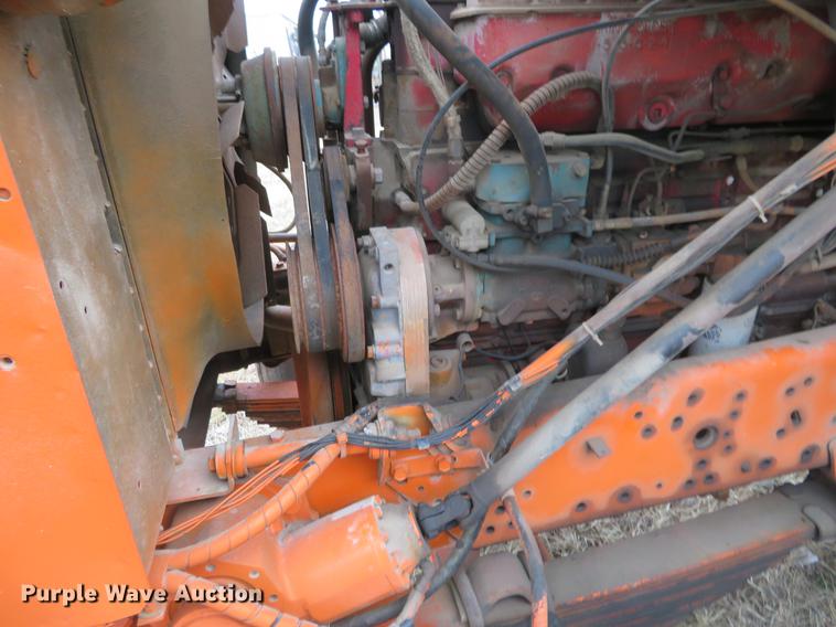 image for item DE8800 1979 International F2574 drilling rig truck