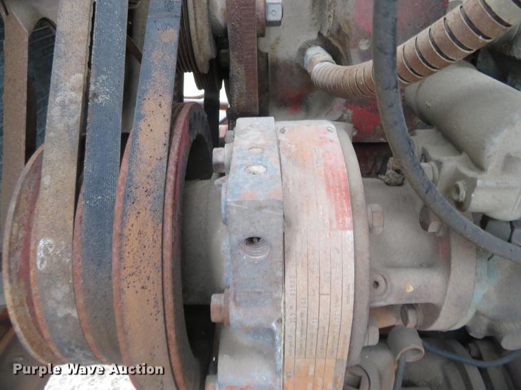 image for item DE8800 1979 International F2574 drilling rig truck