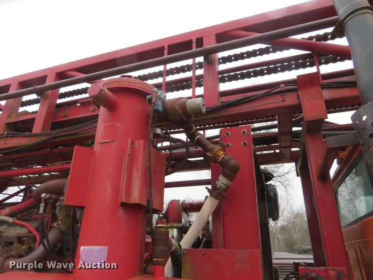 image for item DE8800 1979 International F2574 drilling rig truck