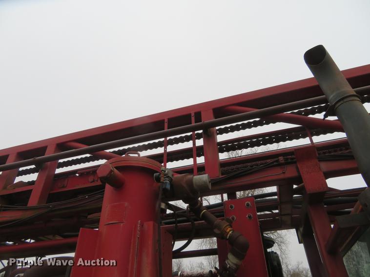 image for item DE8800 1979 International F2574 drilling rig truck