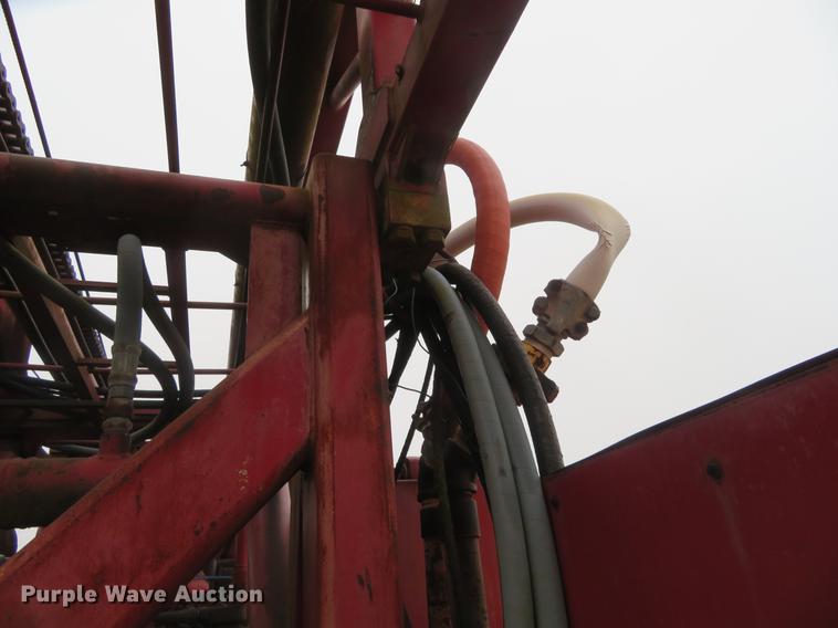 image for item DE8800 1979 International F2574 drilling rig truck