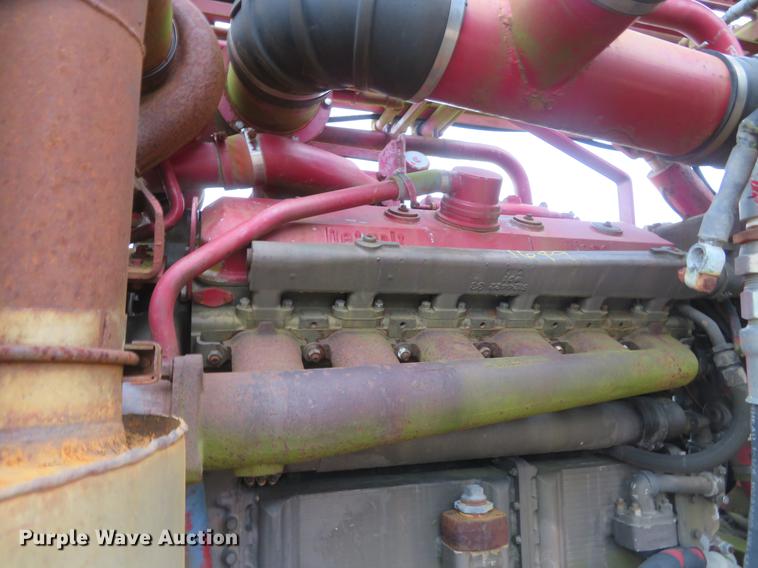 image for item DE8800 1979 International F2574 drilling rig truck