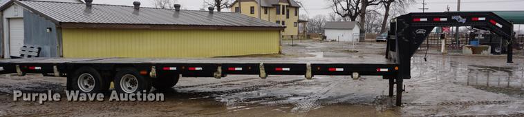 image for item DF7621 2010 Load Max hydratail equipment trailer