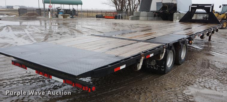 image for item DF7621 2010 Load Max hydratail equipment trailer