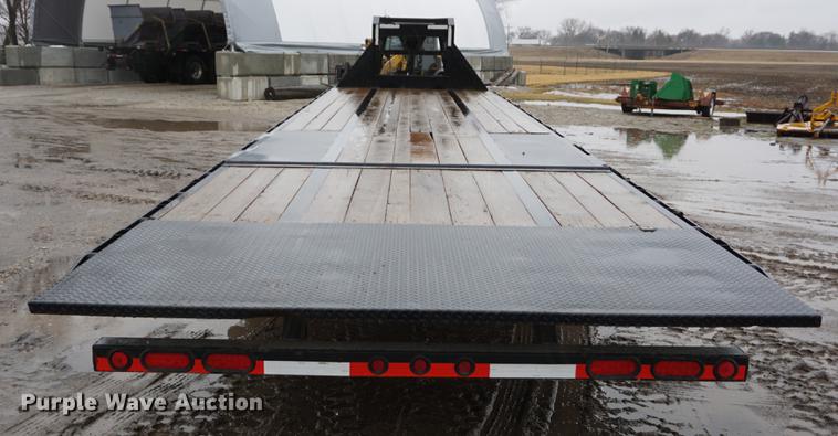 image for item DF7621 2010 Load Max hydratail equipment trailer