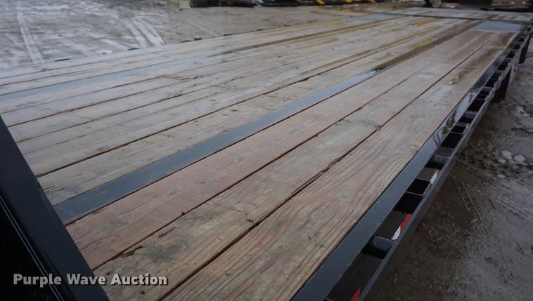 image for item DF7621 2010 Load Max hydratail equipment trailer