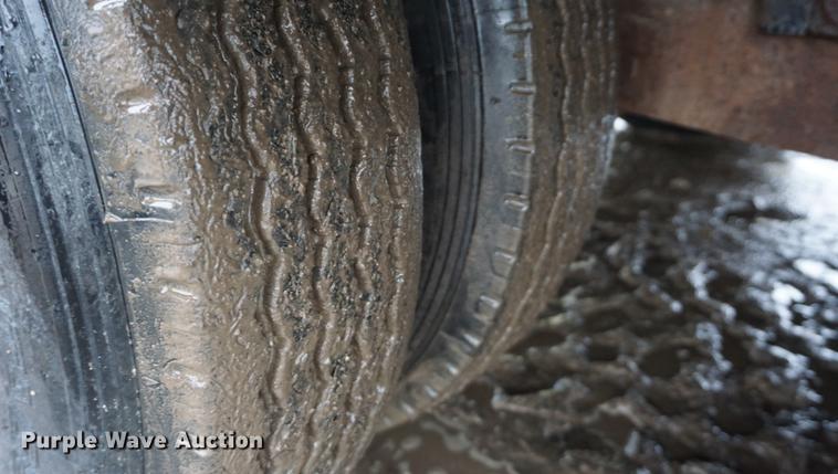 image for item DF7621 2010 Load Max hydratail equipment trailer