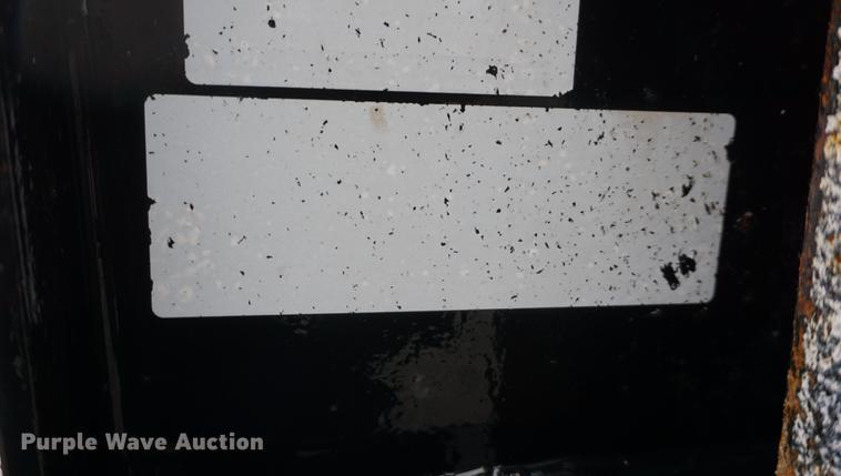 image for item DF7621 2010 Load Max hydratail equipment trailer