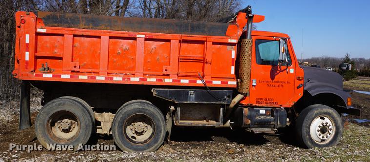 image for item DF7628 1991 International 4900 dump truck