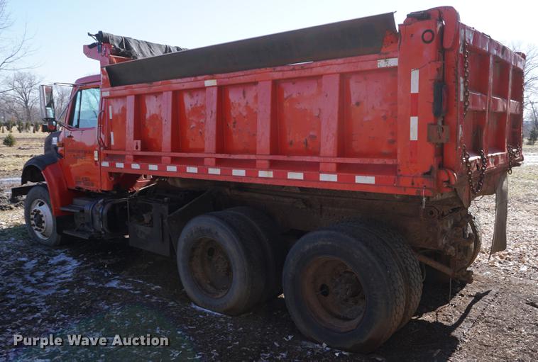 image for item DF7628 1991 International 4900 dump truck