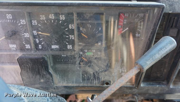 image for item DF7628 1991 International 4900 dump truck