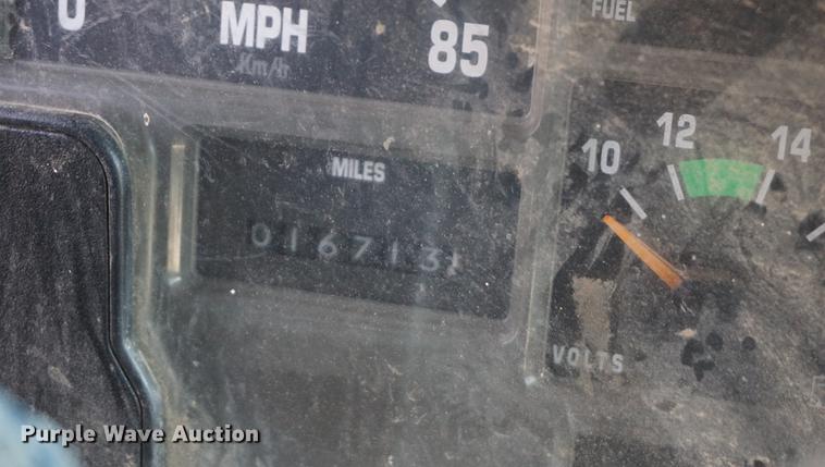 image for item DF7628 1991 International 4900 dump truck